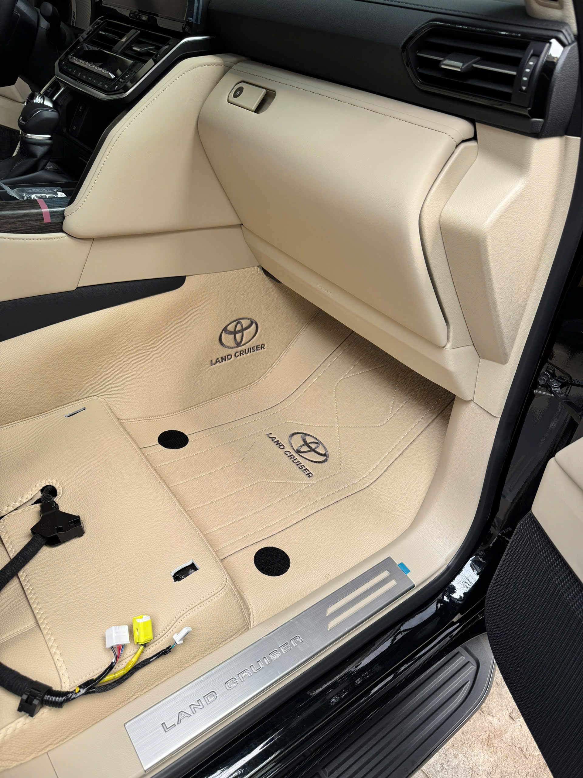Thảm Lót Sàn 360 Toyota Venza
