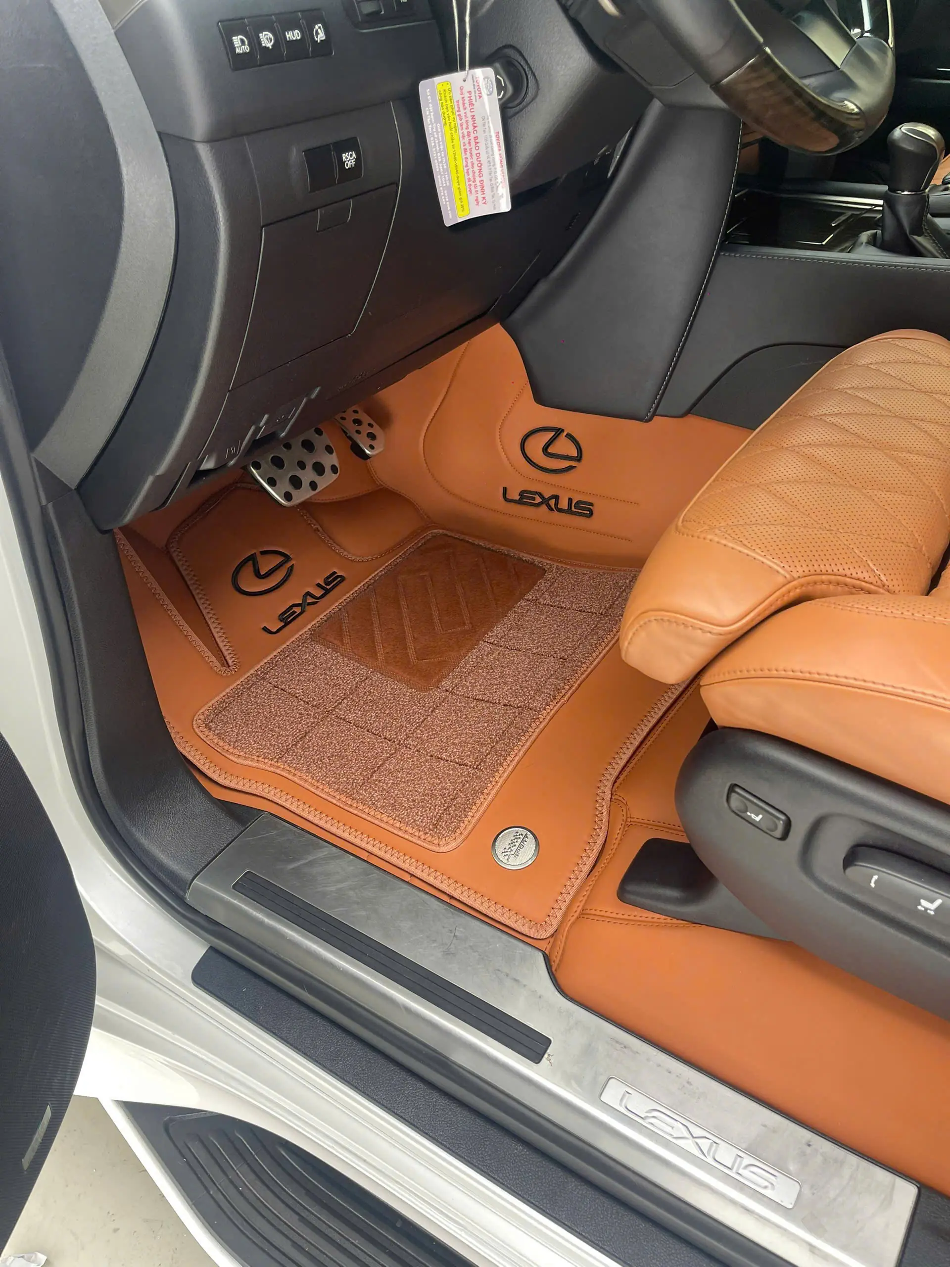 Thảm Lót Sàn 360 Lexus LX570 Độ MBS Bản Trung Đông 4 Chỗ