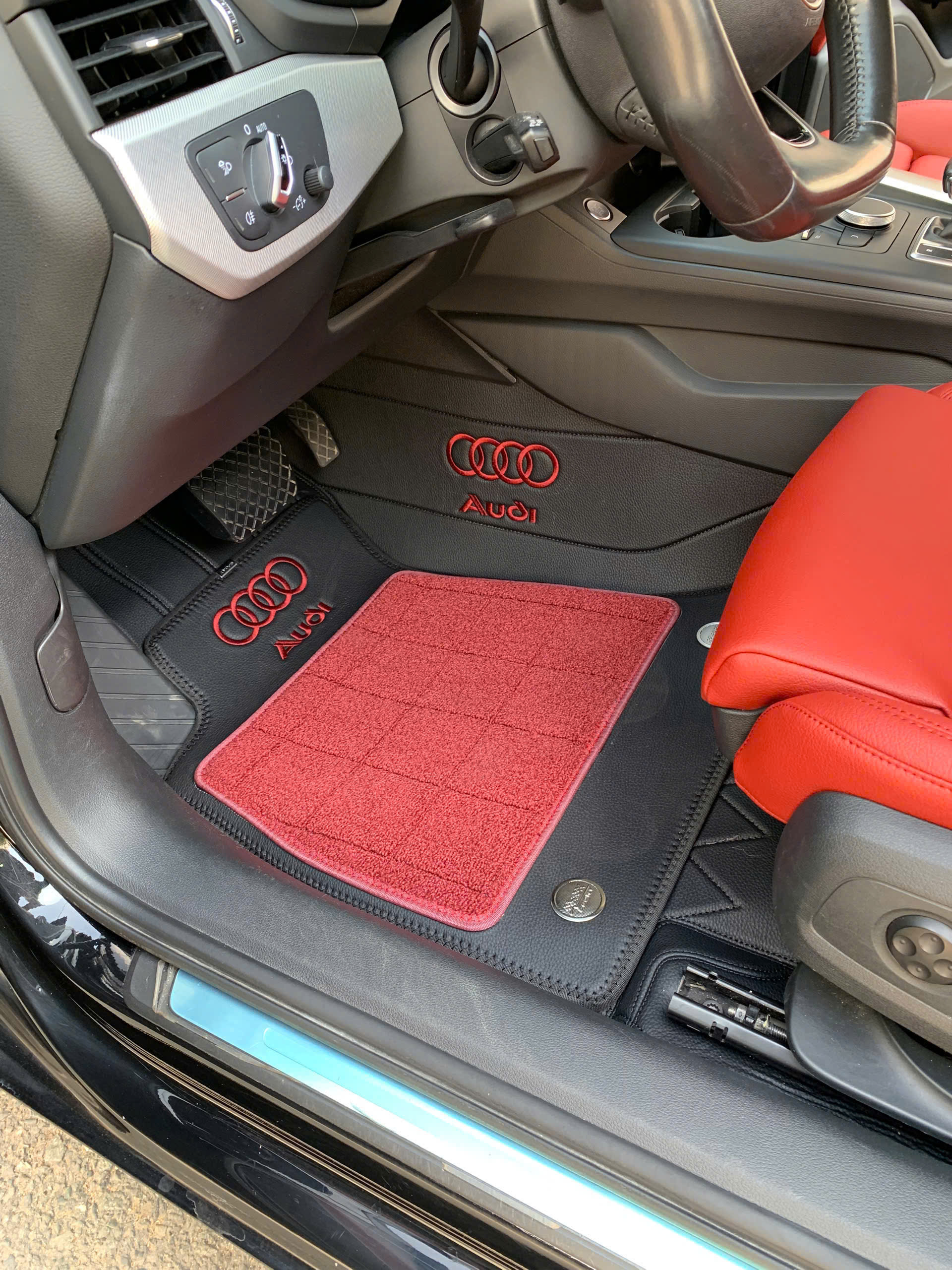Thảm Lót Sàn 360 Audi A4