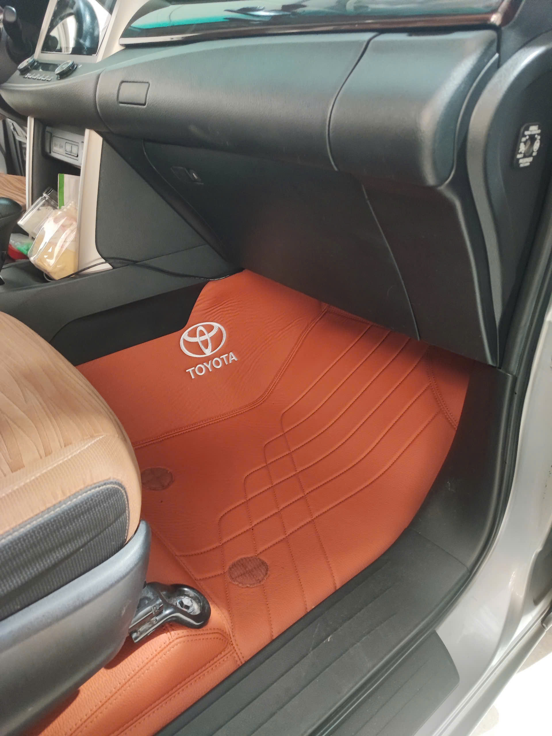 Thảm Lót Sàn 360 Toyota Innova 2018 - 2023