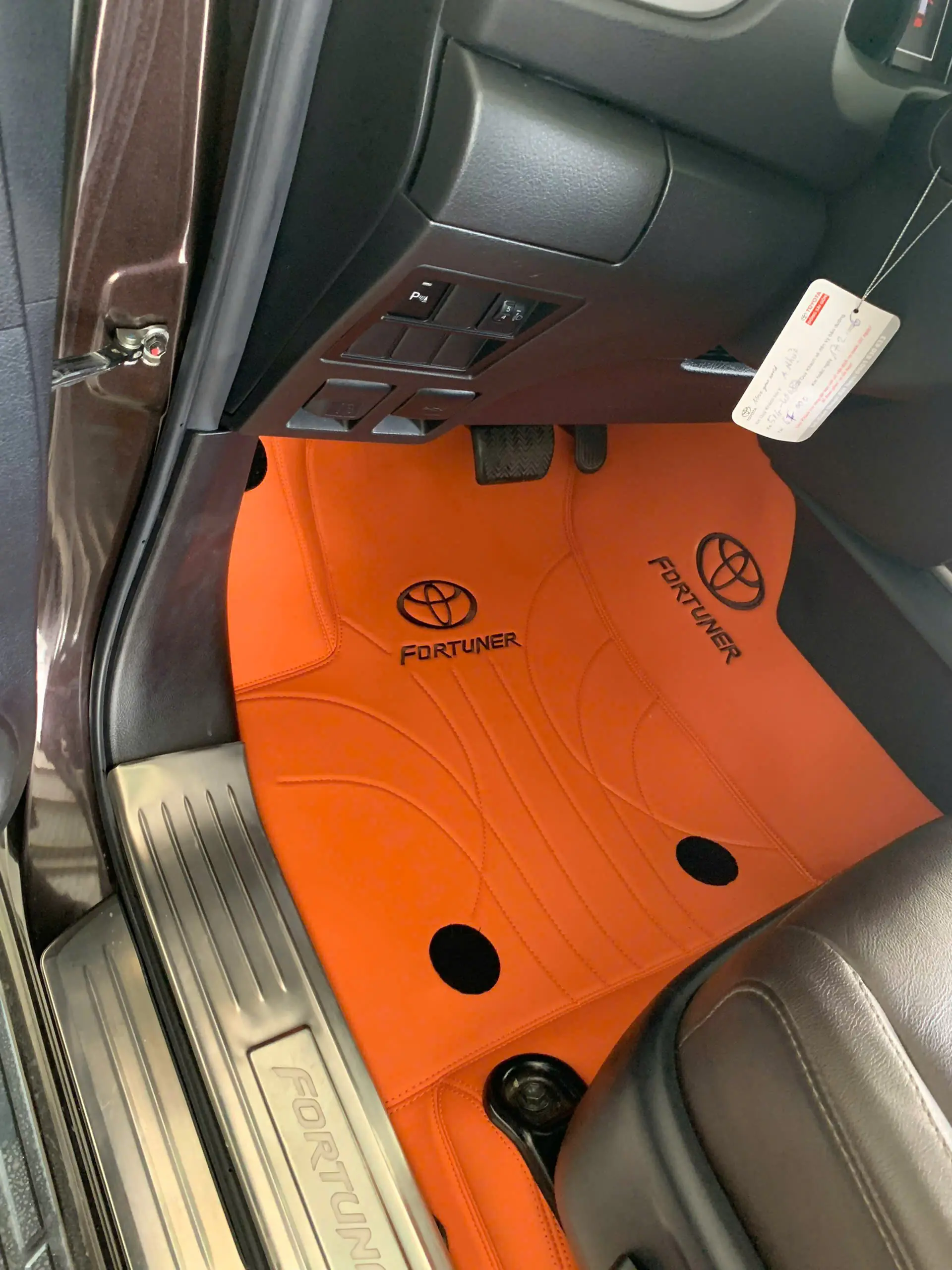  Thảm Lót Sàn 360 Toyota Fortuner 